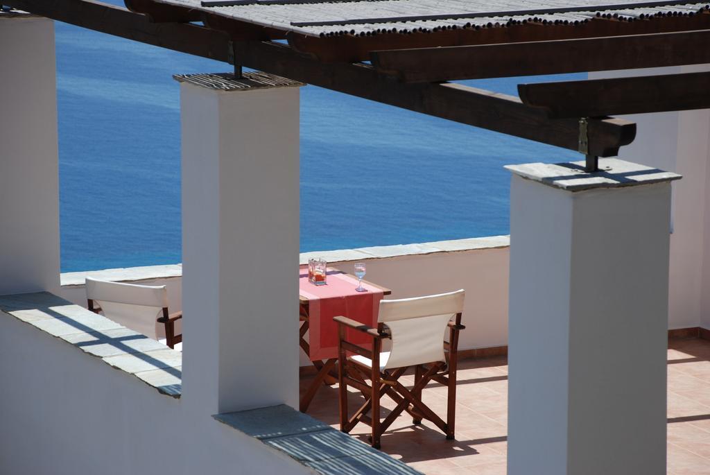 Aparthotel Andros Prive 3*