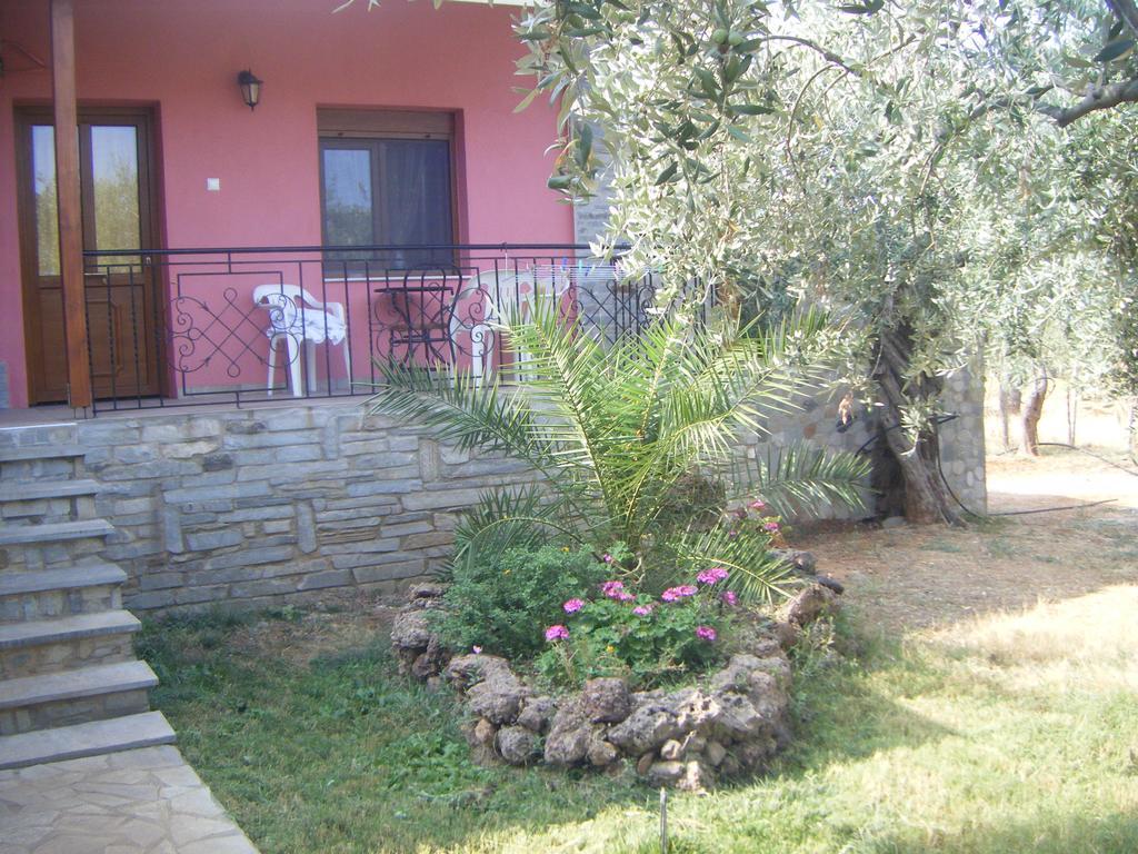 Apartment Elianthos *