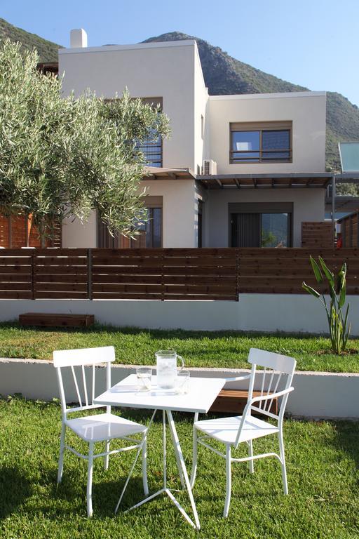 Villa Acqua Di Mare Front Villas