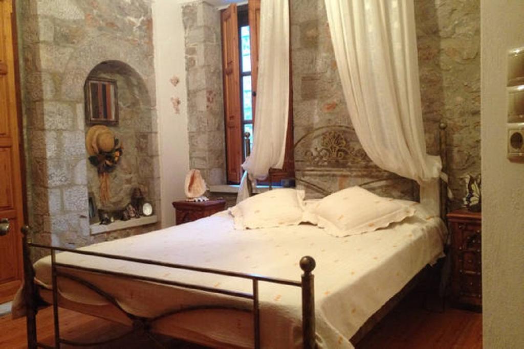 Villa Stone House *