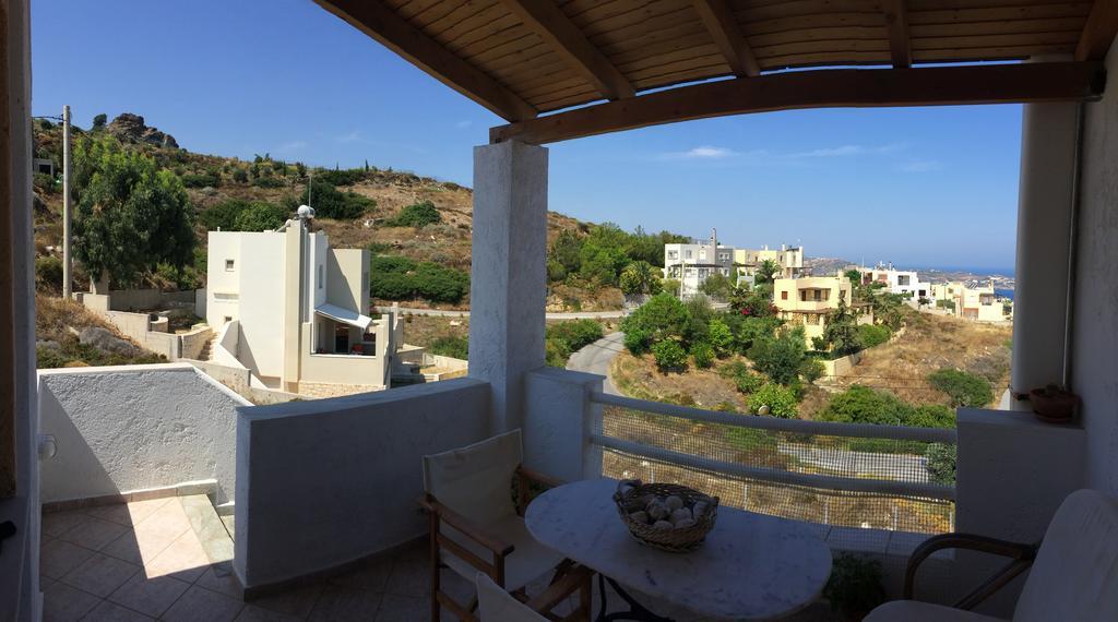 Apartment Family Ammoudi With Shared Mini-pool