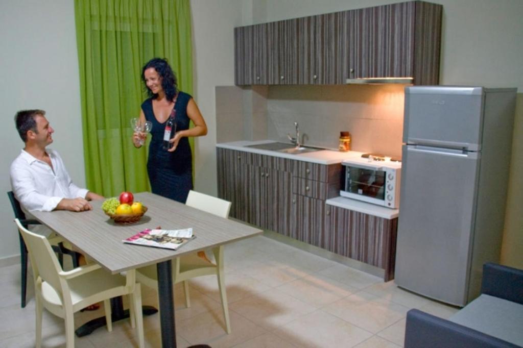 Aparthotel Fournia Village 3*