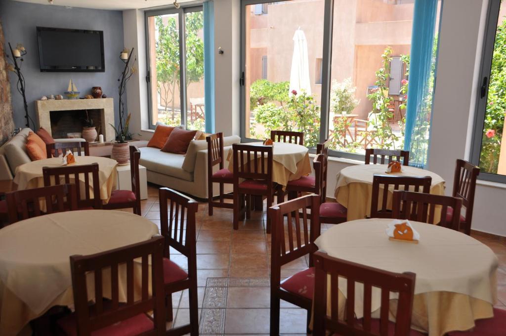Aparthotel Petradi