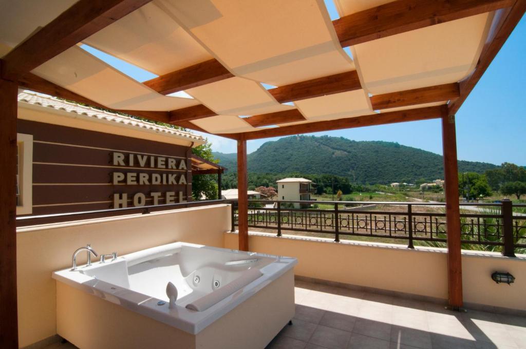 Hotel Riviera Perdika (Epirus)
