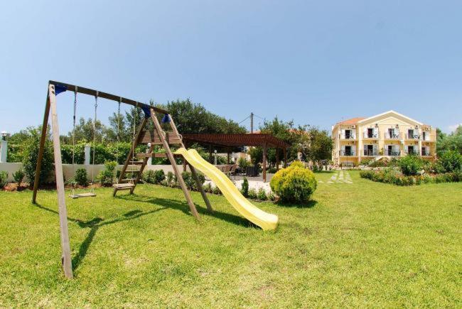Aparthotel Dallas Svoronata
