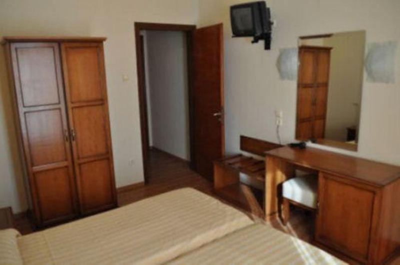 Nefeli Kavala