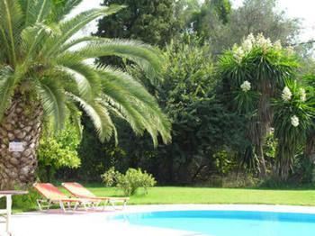 Aparthotel Aronda Dassia (Corfu)