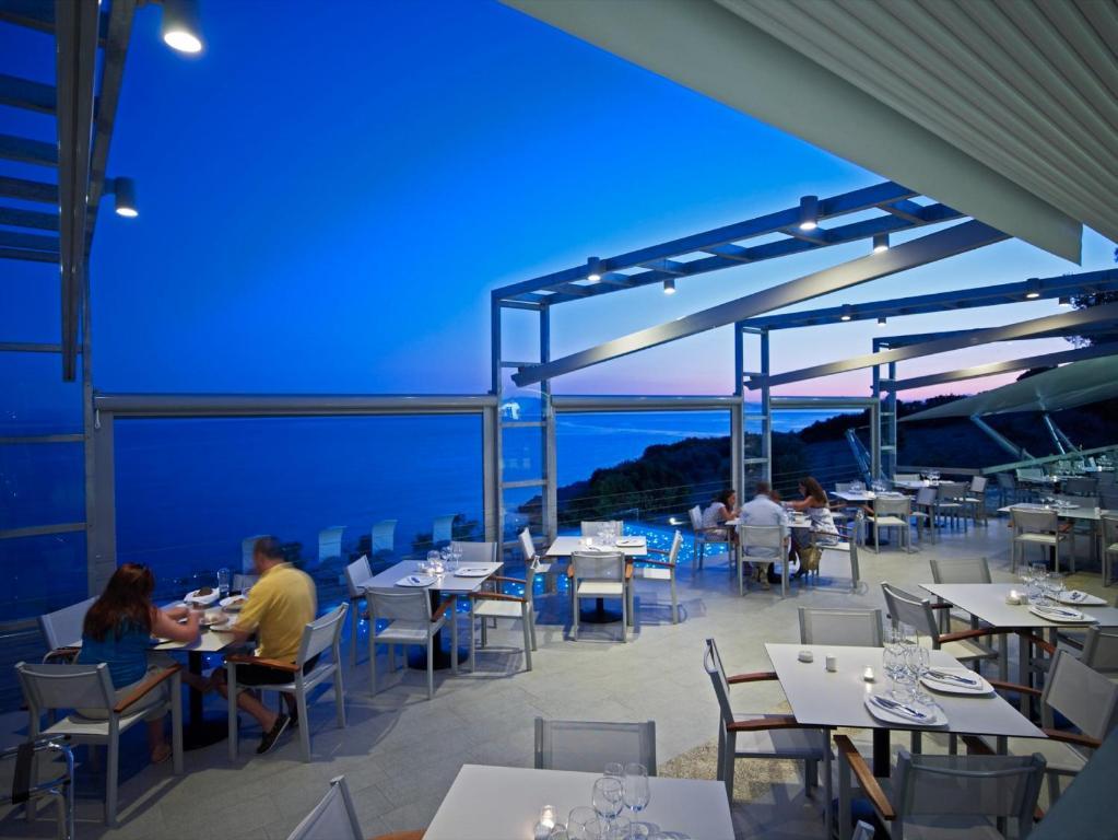 Adrina & Panormos (Skopelos)