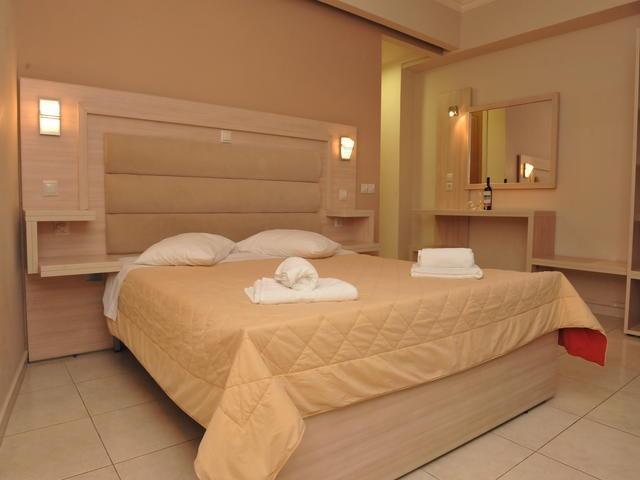 Aparthotel Zante Plaza & 3*