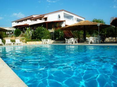Hotel Navarone Petrochori (Peloponnese)