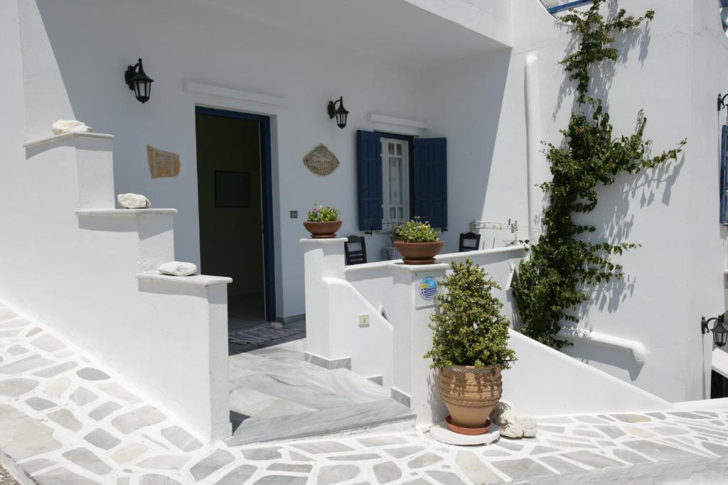 Eleni I Apartment Tinos