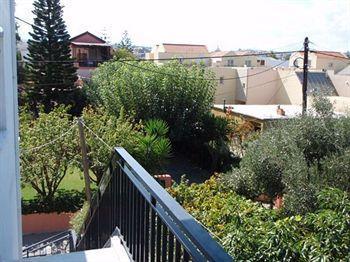 Aparthotel Niriis *