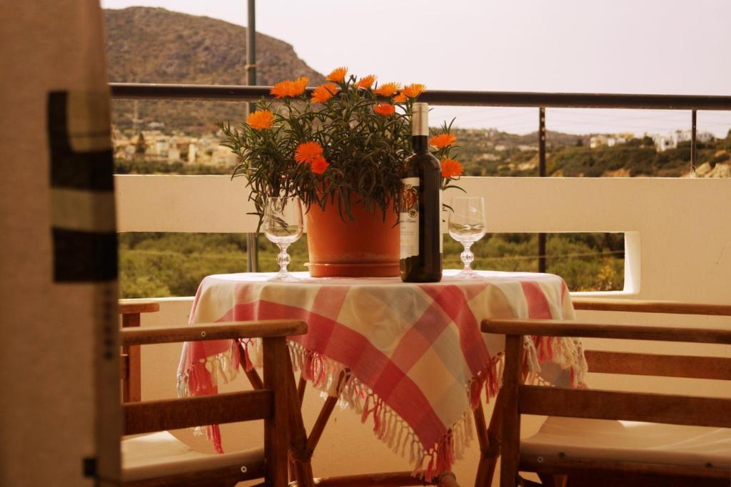 Elina Hersonissos (Crete)