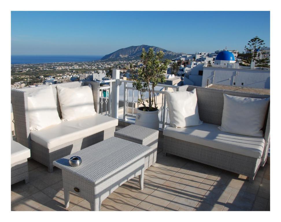 Reverie Santorini 3* Firostefani