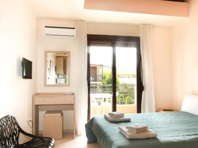 Somnia Aparthotel