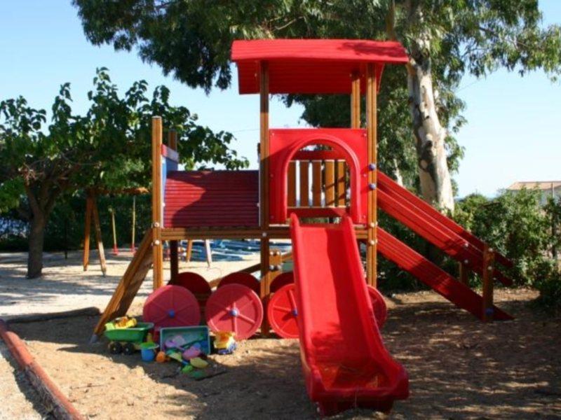 Porto Skala Village Hotel 4*