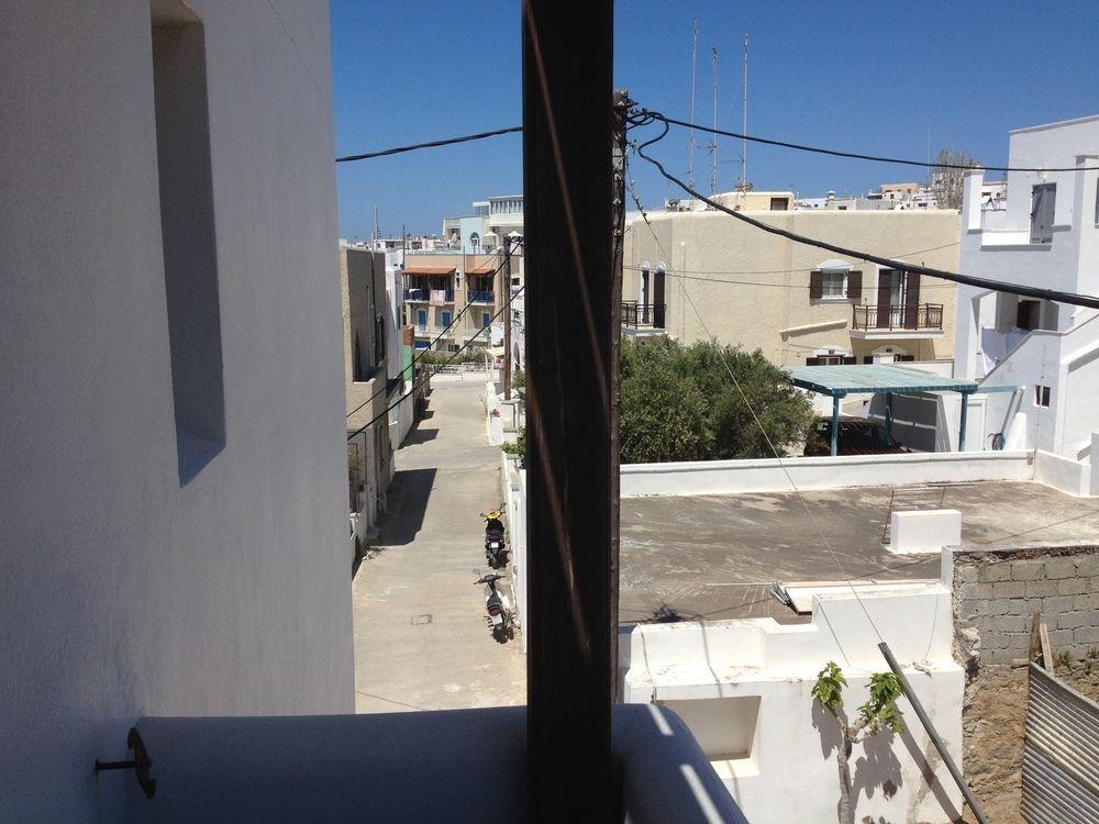 Depis Place And * Naxos City