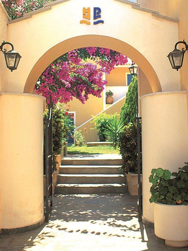 Palazzo Hotel Archangelos (Laconia)