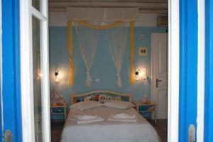 Niovi Hotel