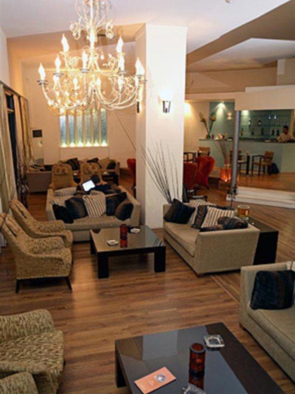 John's 3* Glyfada (Attica)