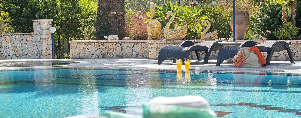 Elefteria Apts & 3* Kolymbia