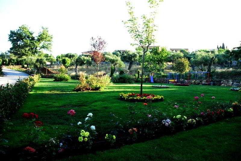 Corfu Club Aparthotel 3*
