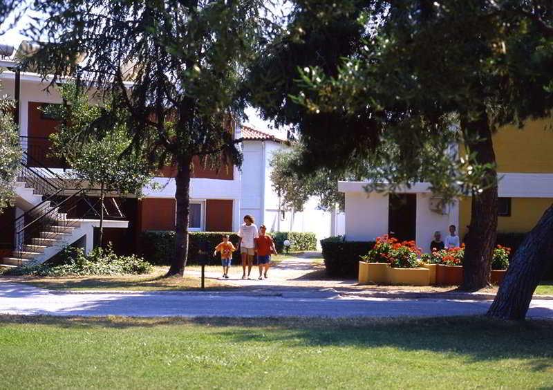 Gerakina Beach Hotel