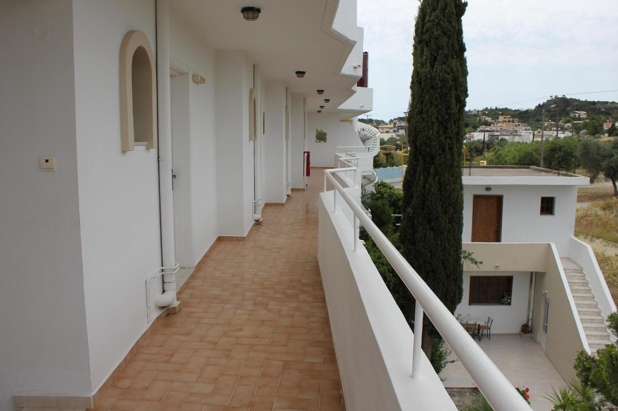 Mike's House Hotel