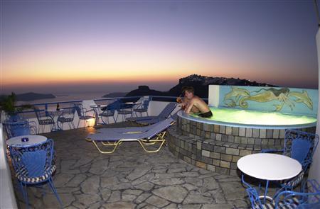 Kafieris View Aparthotel