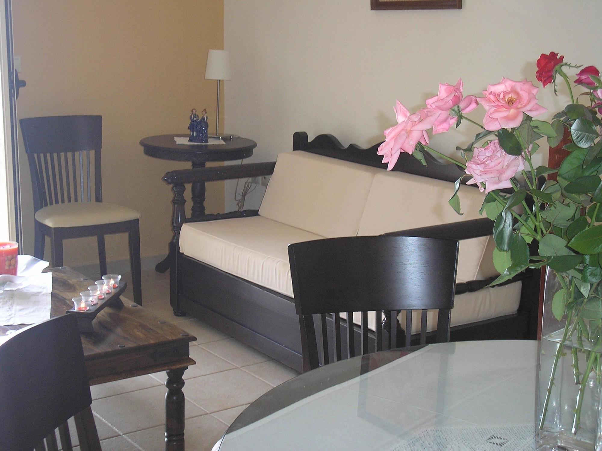 Nostimon Emar Apartment *
