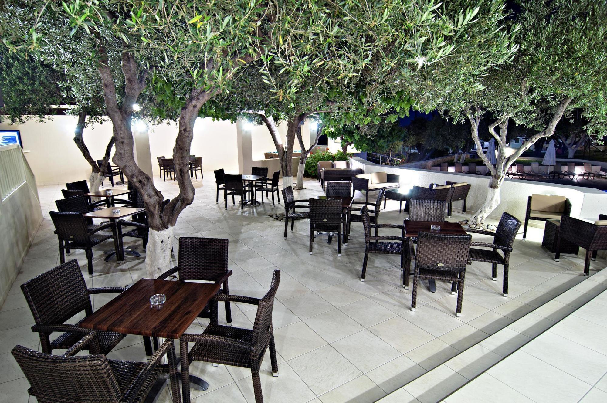 Ourania Aparthotel Hersonissos (Crete)