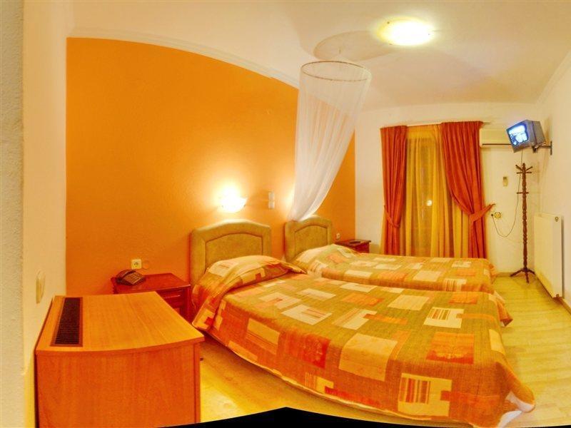 Casa Blue Hotel, Philian And 3*
