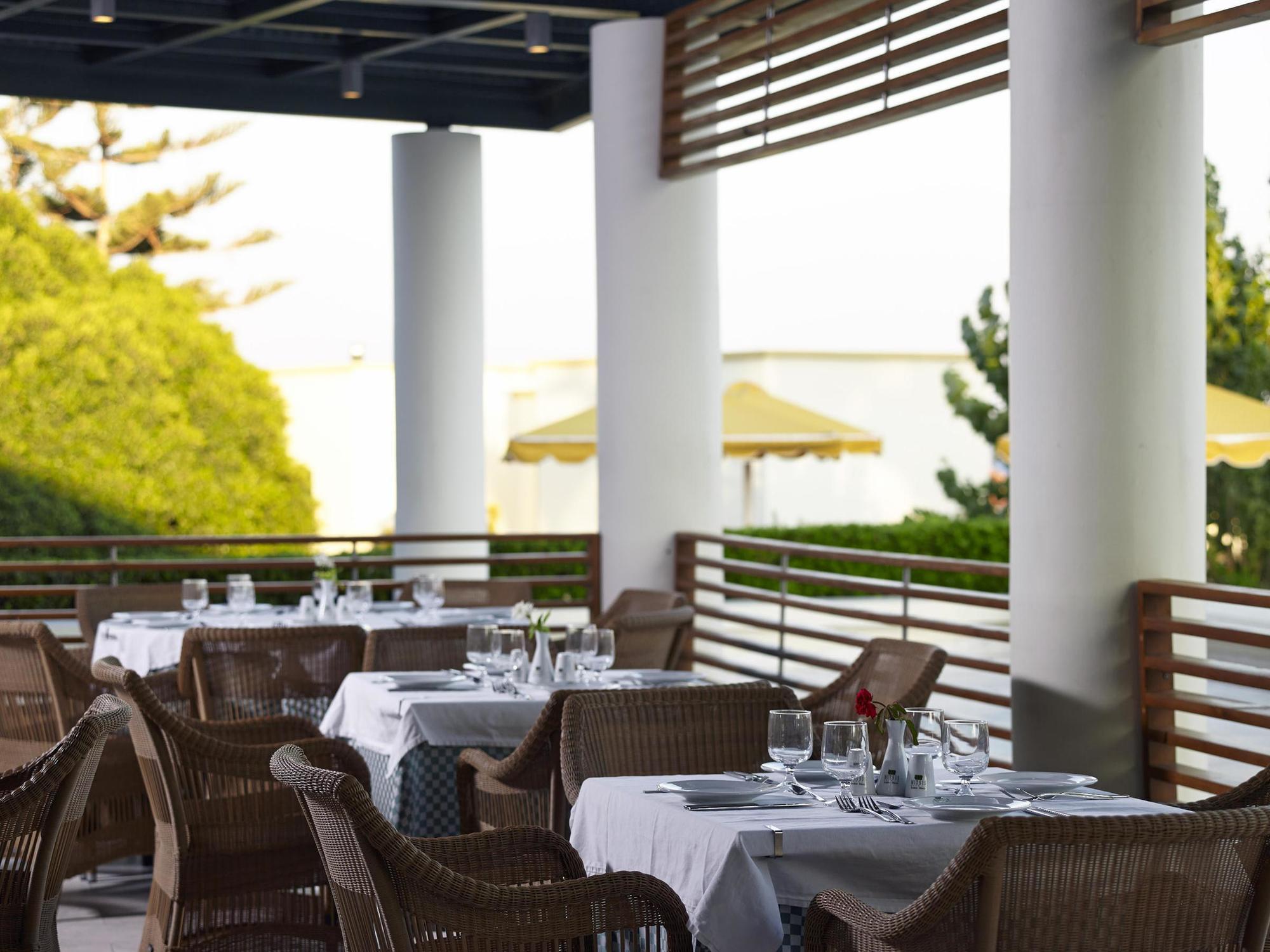 Mitsis Rodos Maris Resort
