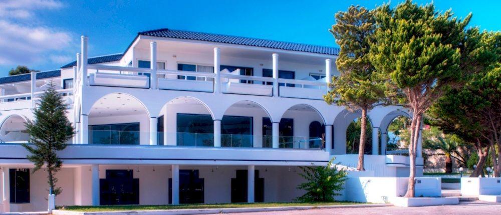 Larisa Boutique Hotel 3*