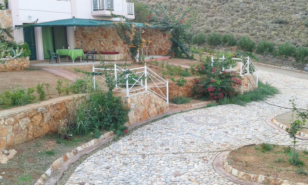 Santa Xenia Apartment
