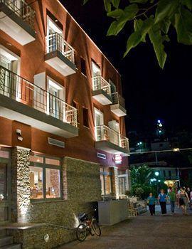 Astros Boutique Hotel