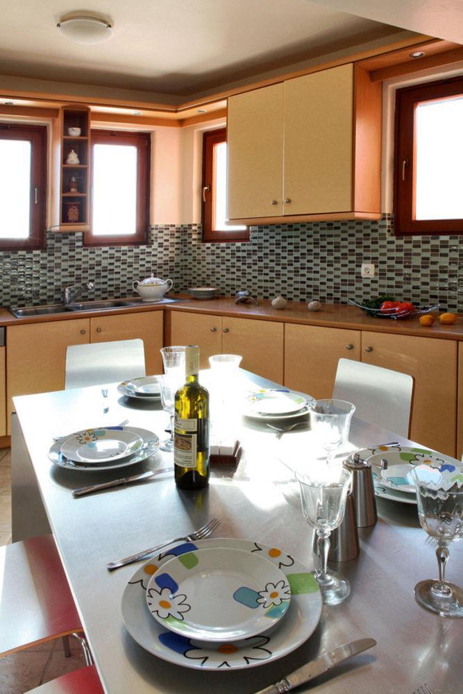 Periscope Villa Imerovigli (Santorini)