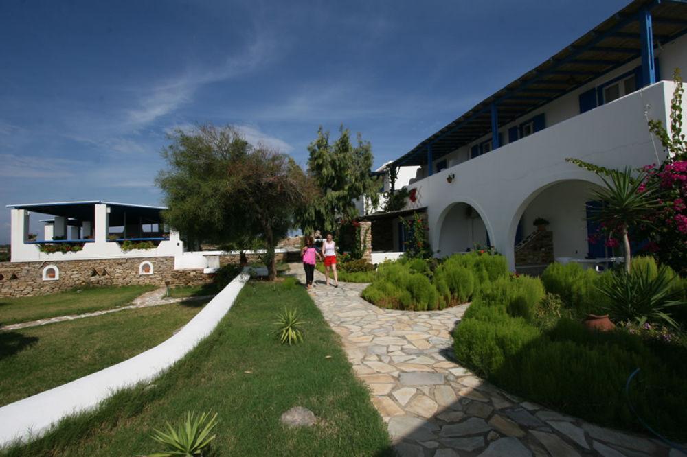 Skarmoutsos Guest house 2*