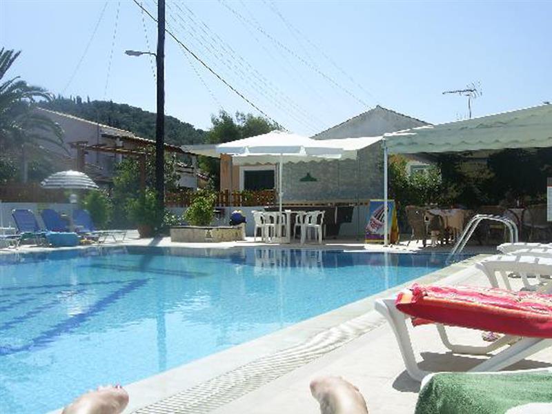 Christakis Hotel 2*