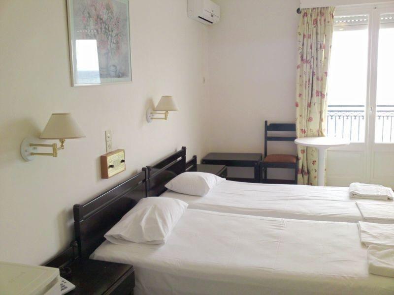 Paradise Hotel 3*