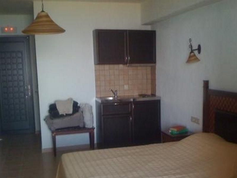 Natura Club & - Adults Only 4* Vlassada