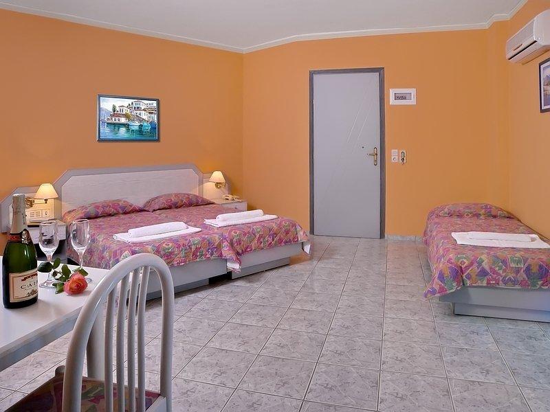 Alkyon Hotel Aparthotel 3*
