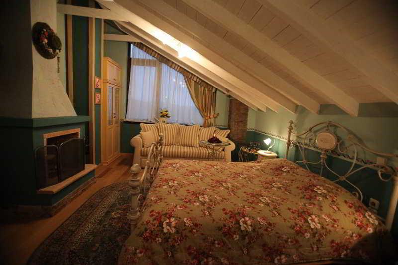Amadrias Luxury Mansion - Spa Hotel