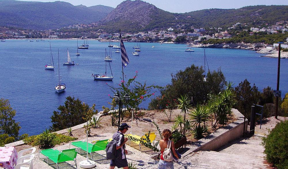 Kavos Bay Seafront Apartment *