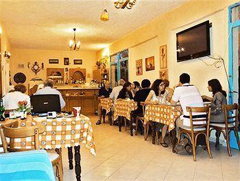 Kavos Bay Seafront Apartment *
