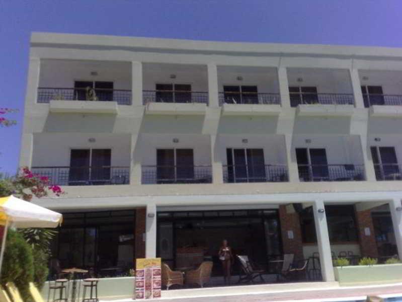 Mike's House Hotel 2*