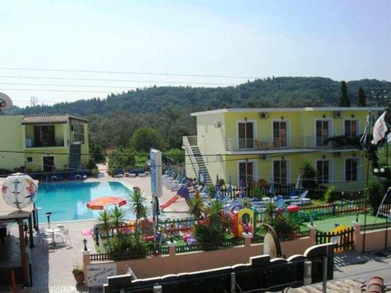 Amadeus Hawai And Apartment Sidari (Corfu)