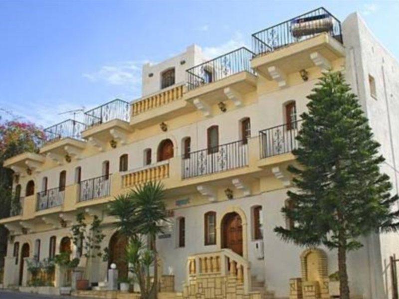 Athena * Agia Galini (Crete)