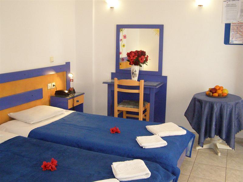 Eltina Studios Apartment *