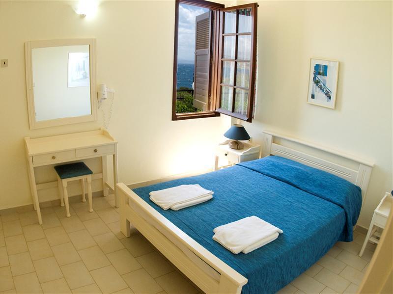 Alianthos Aparthotel Tersanas